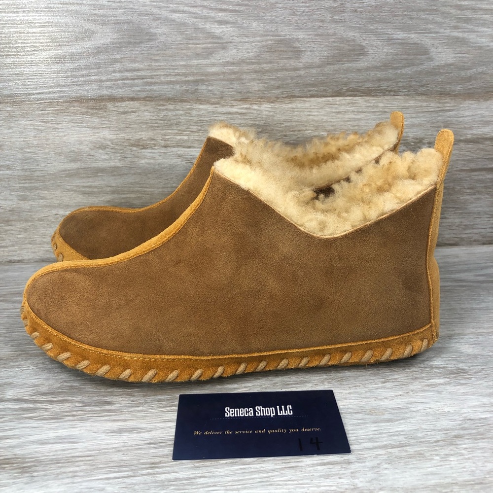L.L. Bean Woman’s Wicked good Moccasins slippers Sz 8